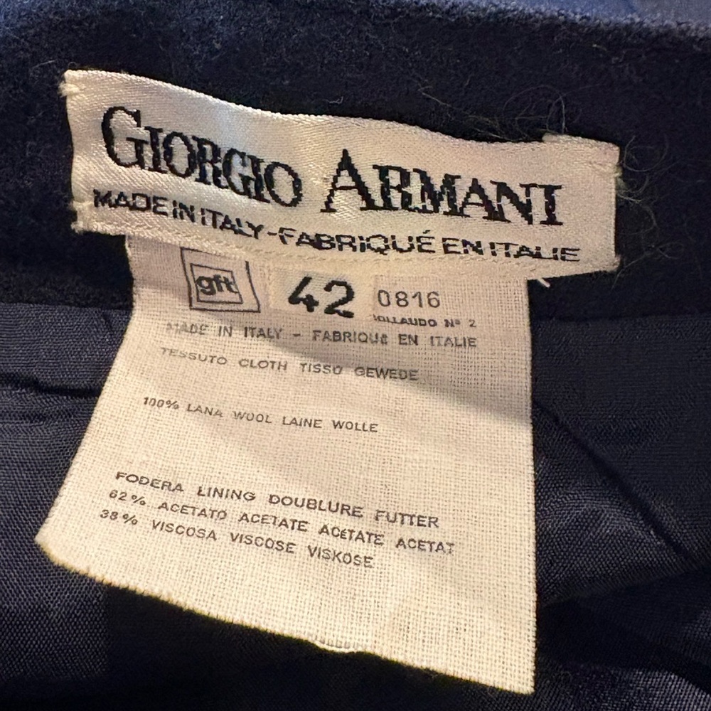 Giorgio Armani Vintage Navy Wool Skirt – Italian Tailoring – Sz 42 (US 6/8) E5 - Picture 3 of 4